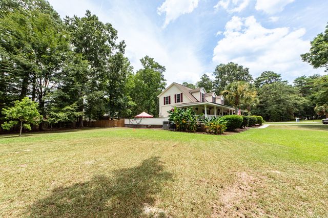 194 Pecan Drive, Summerville, SC 29483