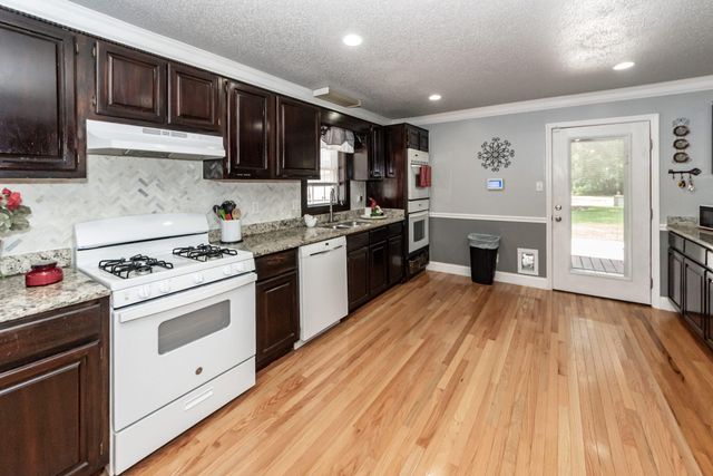 194 Pecan Drive, Summerville, SC 29483