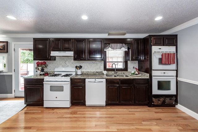 194 Pecan Drive, Summerville, SC 29483