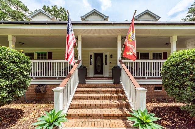 194 Pecan Drive, Summerville, SC 29483