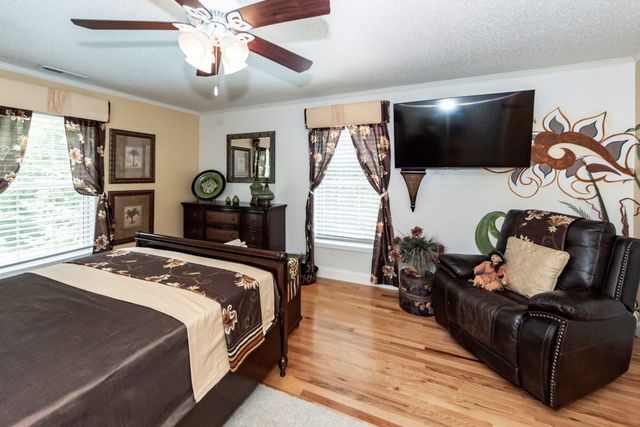 194 Pecan Drive, Summerville, SC 29483