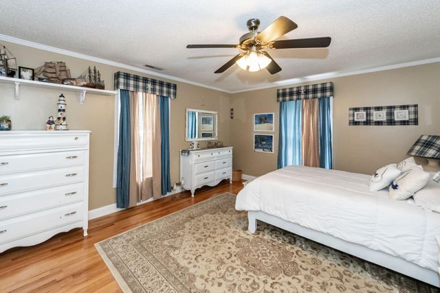 194 Pecan Drive, Summerville, SC 29483