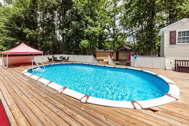 194 Pecan Drive, Summerville, SC 29483
