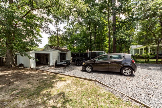 194 Pecan Drive, Summerville, SC 29483