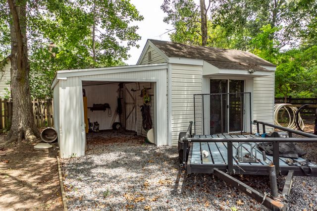 194 Pecan Drive, Summerville, SC 29483