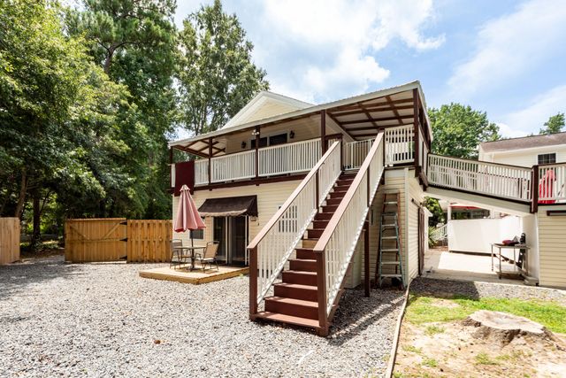 194 Pecan Drive, Summerville, SC 29483