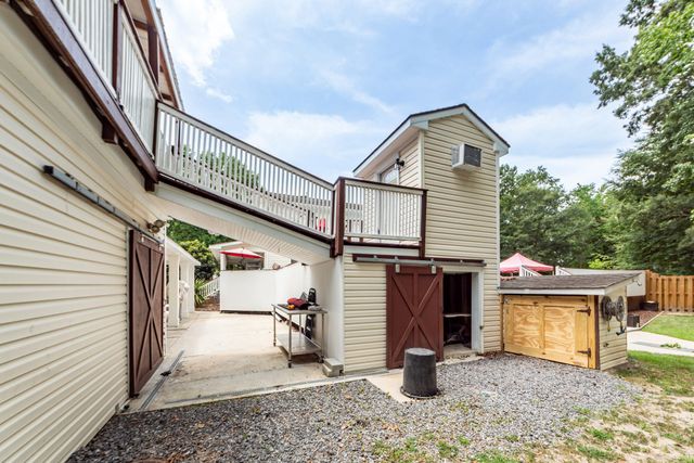 194 Pecan Drive, Summerville, SC 29483
