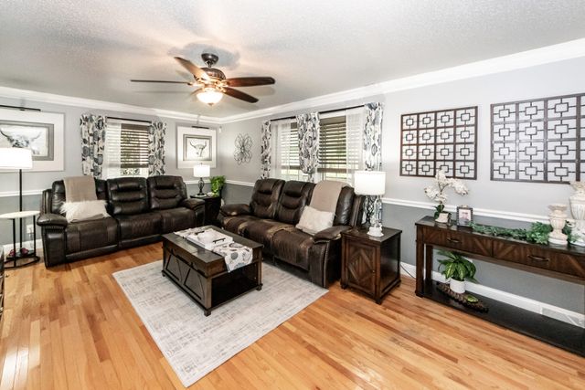 194 Pecan Drive, Summerville, SC 29483
