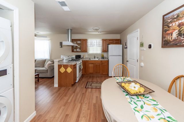 194 Pecan Drive, Summerville, SC 29483