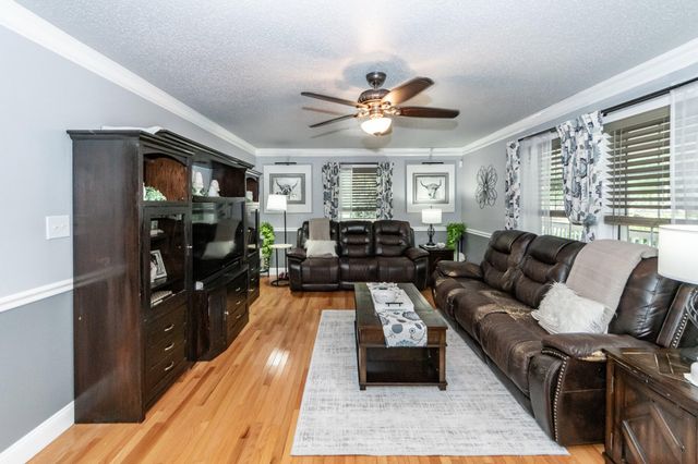 194 Pecan Drive, Summerville, SC 29483