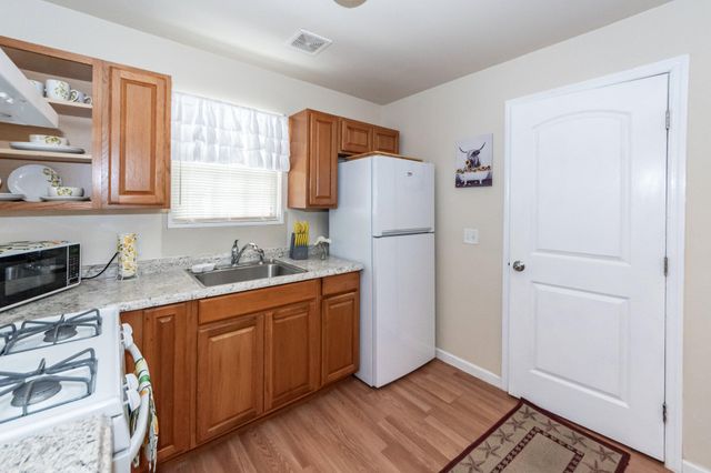 194 Pecan Drive, Summerville, SC 29483