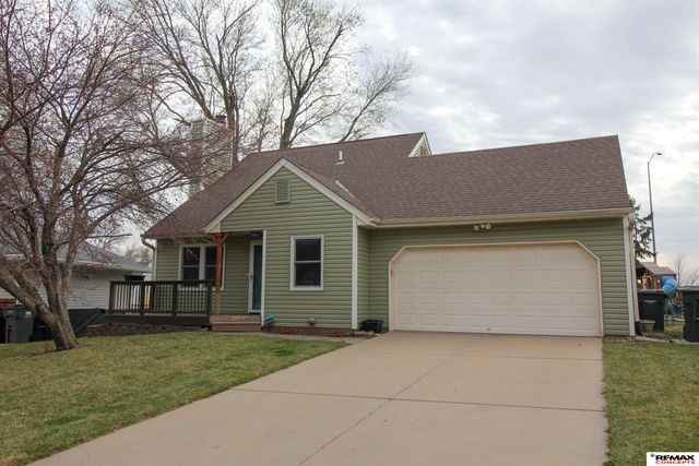 8509 Horizon Drive, Lincoln, NE 68505