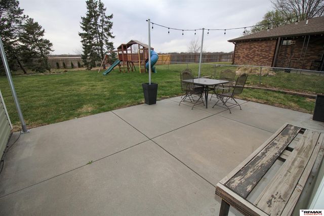 8509 Horizon Drive, Lincoln, NE 68505