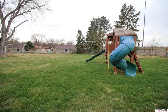 8509 Horizon Drive, Lincoln, NE 68505