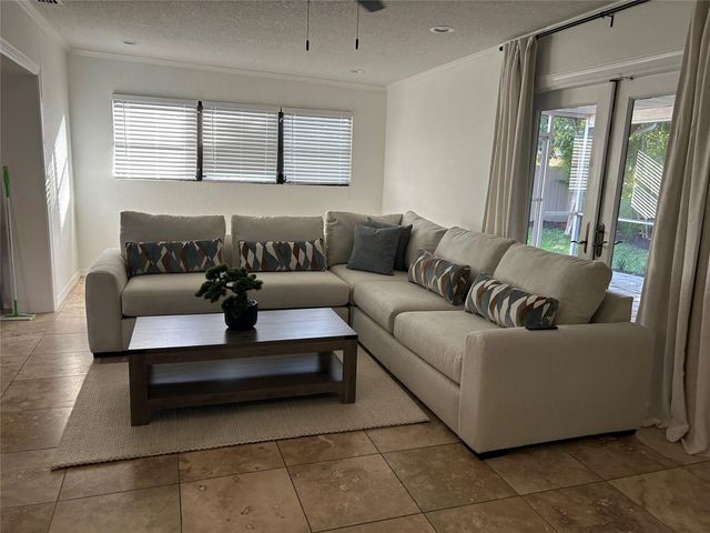 4431 NE 28th Ave, Lighthouse Point, FL 33064