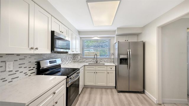 2512 POST ROAD, Sarasota, FL 34231