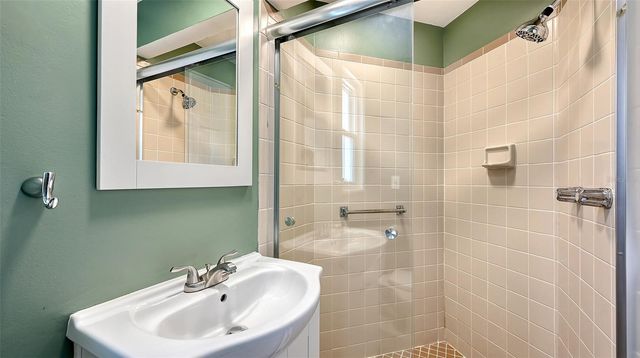 2512 POST ROAD, Sarasota, FL 34231