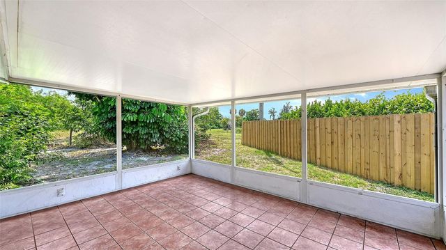 2512 POST ROAD, Sarasota, FL 34231