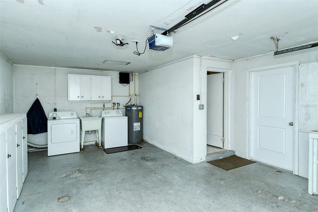2512 POST ROAD, Sarasota, FL 34231
