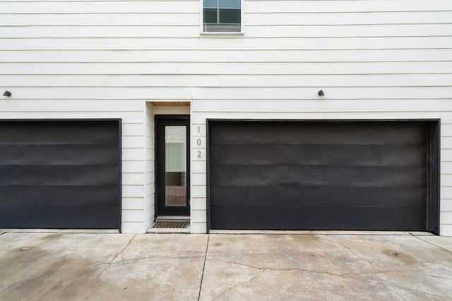 5802 Lindell Avenue 102, Dallas, TX 75206