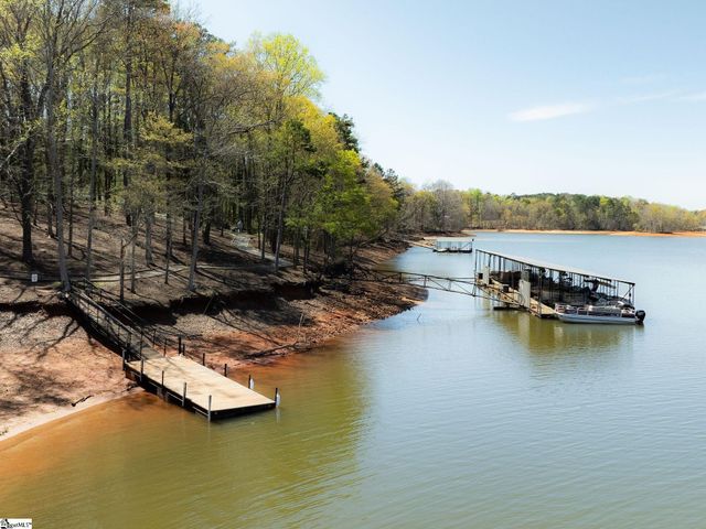 2101 Northlake Drive, Anderson, SC 29625