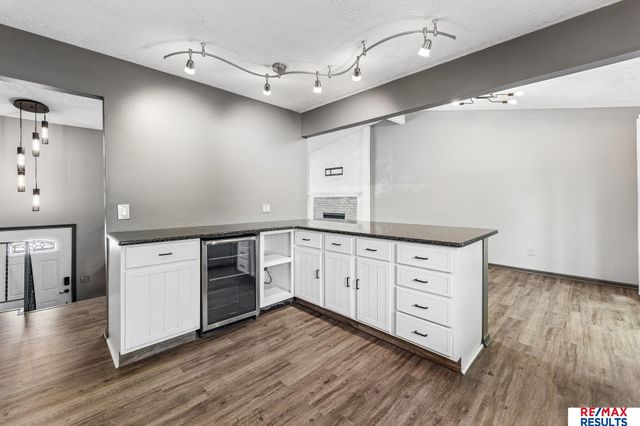 15230 Lincoln Circle, Omaha, NE 68154