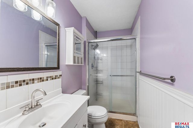 15230 Lincoln Circle, Omaha, NE 68154