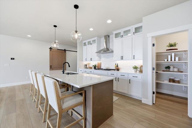 1304 S Manifold Rd, Spokane Valley, WA 99016