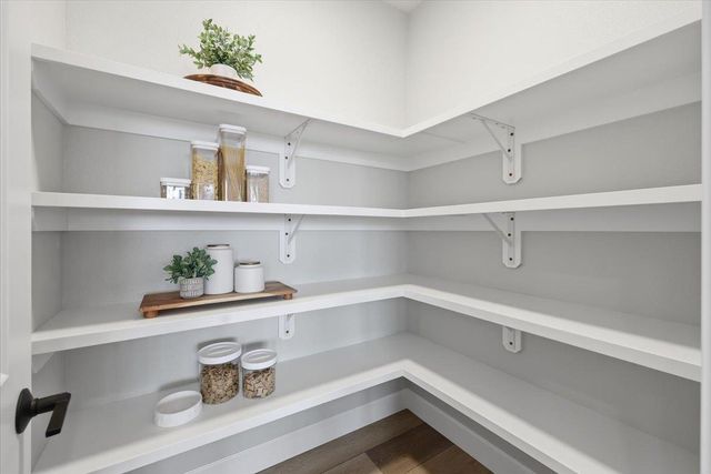 1304 S Manifold Rd, Spokane Valley, WA 99016