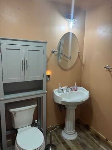 101 Linden St, Shaler, PA 15116