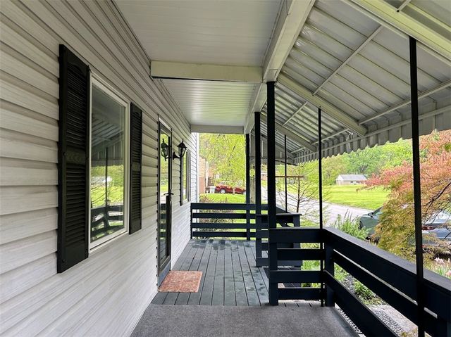 101 Linden St, Shaler, PA 15116