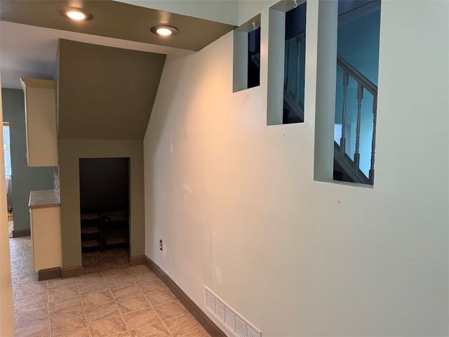 101 Linden St, Shaler, PA 15116
