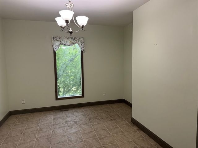 101 Linden St, Shaler, PA 15116