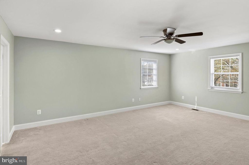 Image 22 of property listing at 8254 D ST, Chesapeake Beach, MD 20732