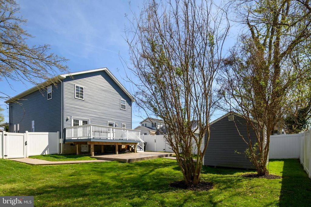 Image 38 of property listing at 8254 D ST, Chesapeake Beach, MD 20732