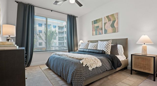 500 E Rivulon Boulevard B9, Gilbert, AZ 85295