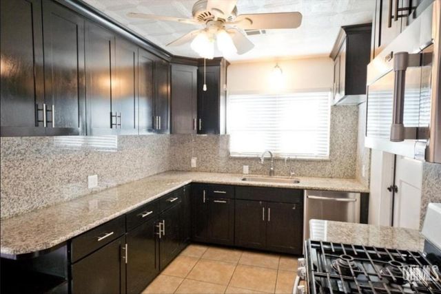 2880 N Inyo Street, Bakersfield, CA 93305