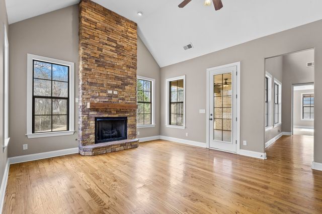 6098 AUBREY RANCH DR, Arlington, TN 38002