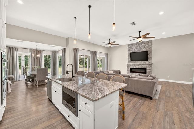 5854 NE 43RD LANE ROAD, Silver Springs, FL 34488