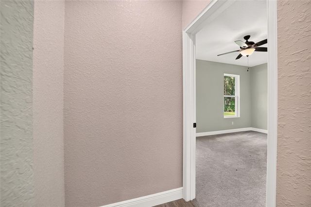 5854 NE 43RD LANE ROAD, Silver Springs, FL 34488