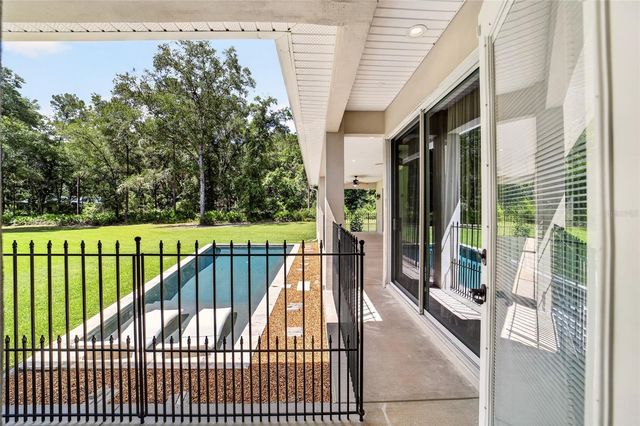 5854 NE 43RD LANE ROAD, Silver Springs, FL 34488