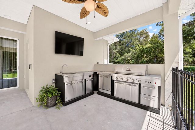 5854 NE 43RD LANE ROAD, Silver Springs, FL 34488