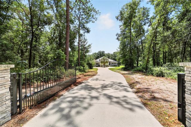 5854 NE 43RD LANE ROAD, Silver Springs, FL 34488