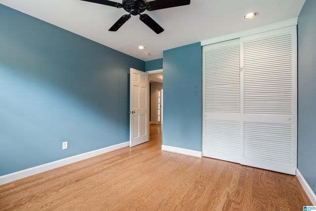 105 HERITAGE CIRCLE, Mountain Brook, AL 35213