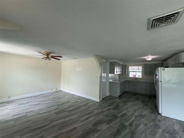 5865 92ND AVENUE N, Pinellas Park, FL 33782