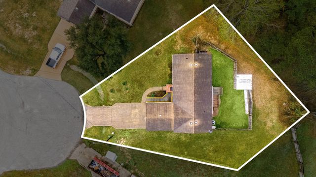 16330 Hill Country Court, Conroe, TX 77302