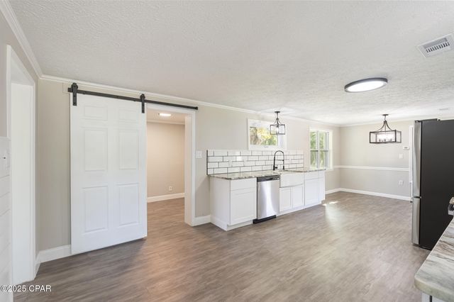 5136 Lake Drive, Panama City, FL 32404