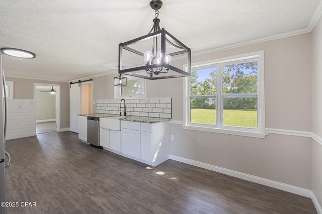 5136 Lake Drive, Panama City, FL 32404