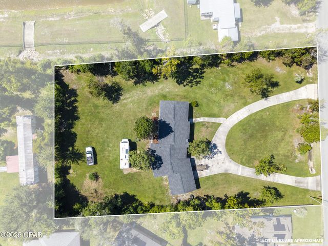 5136 Lake Drive, Panama City, FL 32404