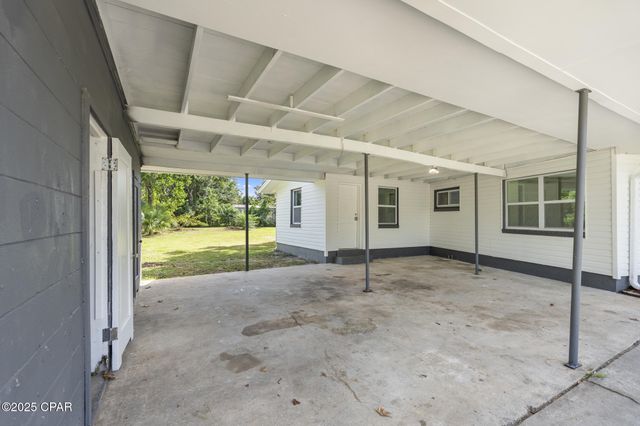 5136 Lake Drive, Panama City, FL 32404